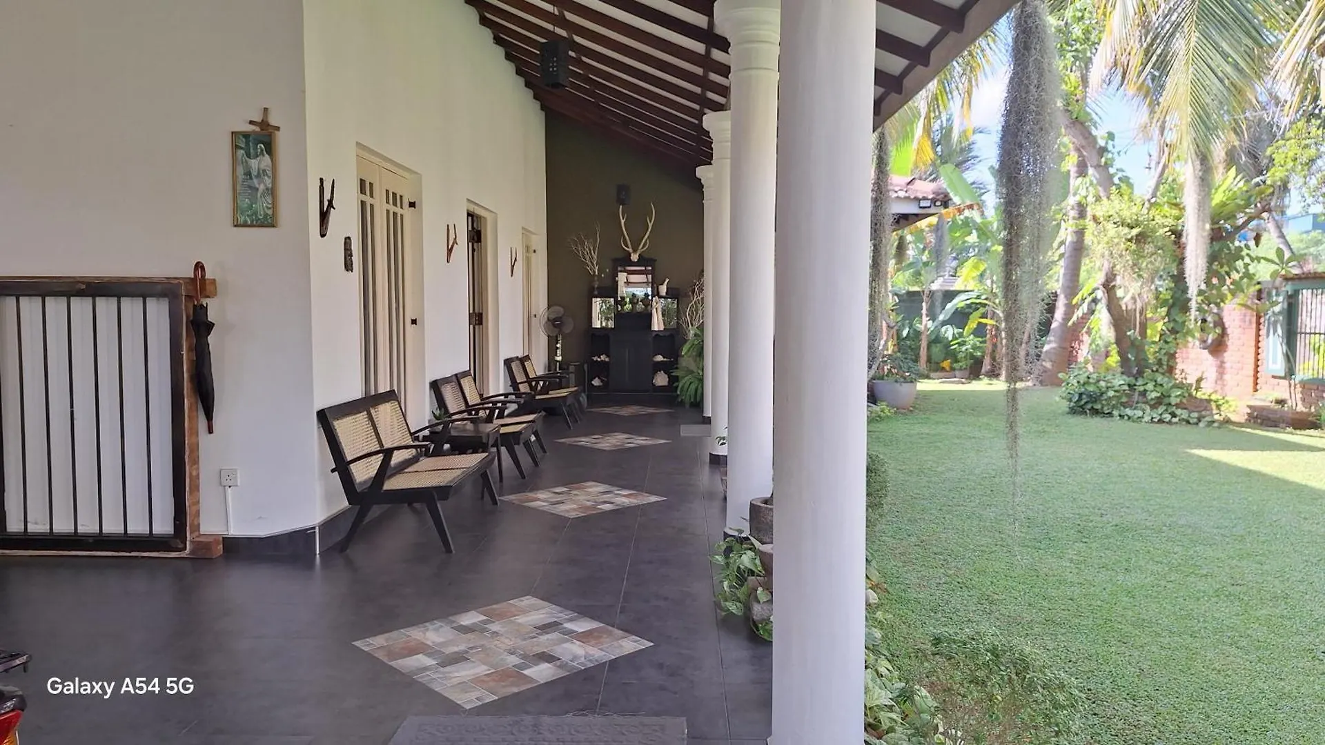 The Night Shade Appartement Negombo Accommodatie bij particulieren